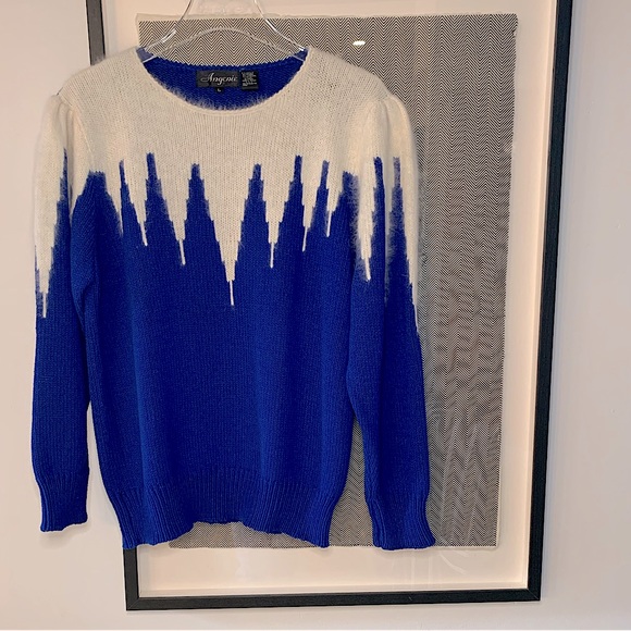 Vintage royal blue & white angora sweater with shoulder starburst size L - Picture 1 of 8